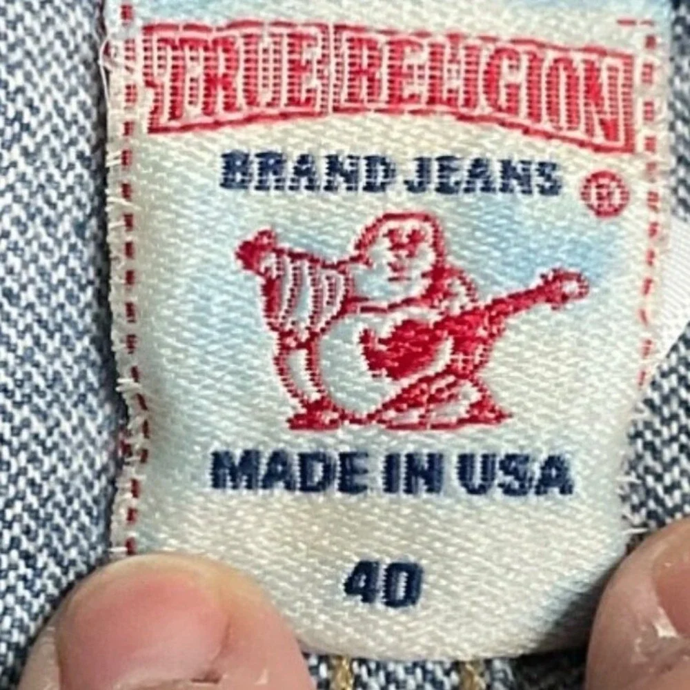True Religion Mens Medium Wash Straight Leg Flap Pocket Jeans Made USA Size 40‎